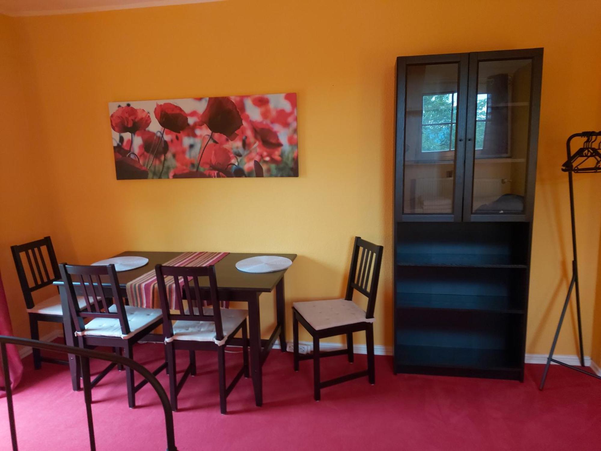 Kemenate Zimmer Gechaichnishof 7Born Maring-Noviand Buitenkant foto
